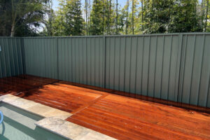 colorbond fencing on the central coast